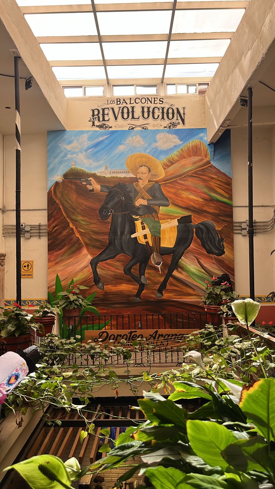 Foto de LOS BALCONES DE LA REVOLUCIÓN