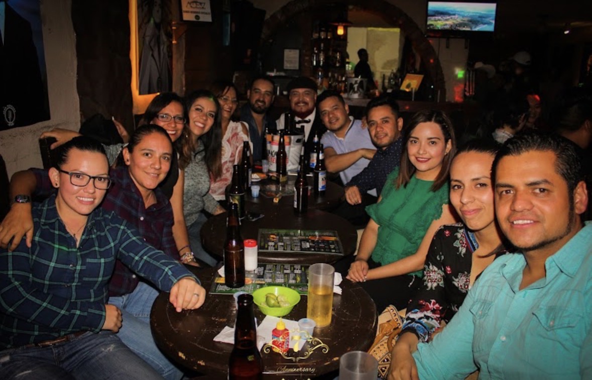 Foto de Juan Monedas Karaoke-Bar